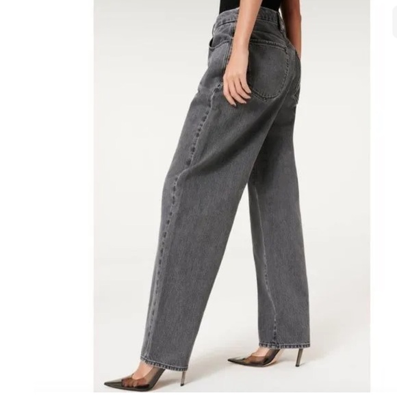 Good American Good '90s Loose Fit Jeans - Picture 5 of 12